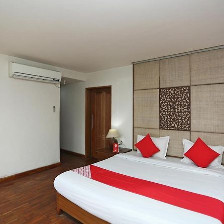 Oyo 27008 Paradise Gateway Hotel Srinagar  Luaran gambar
