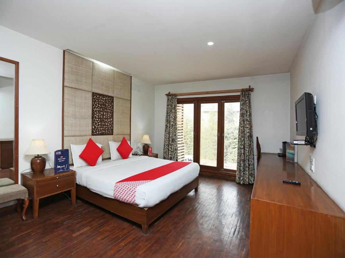 Oyo 27008 Paradise Gateway Hotel Srinagar  Luaran gambar
