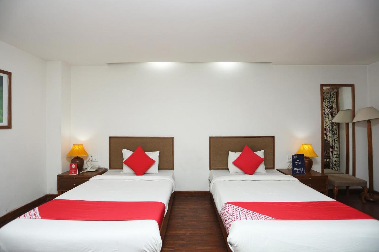 Oyo 27008 Paradise Gateway Hotel Srinagar  Luaran gambar